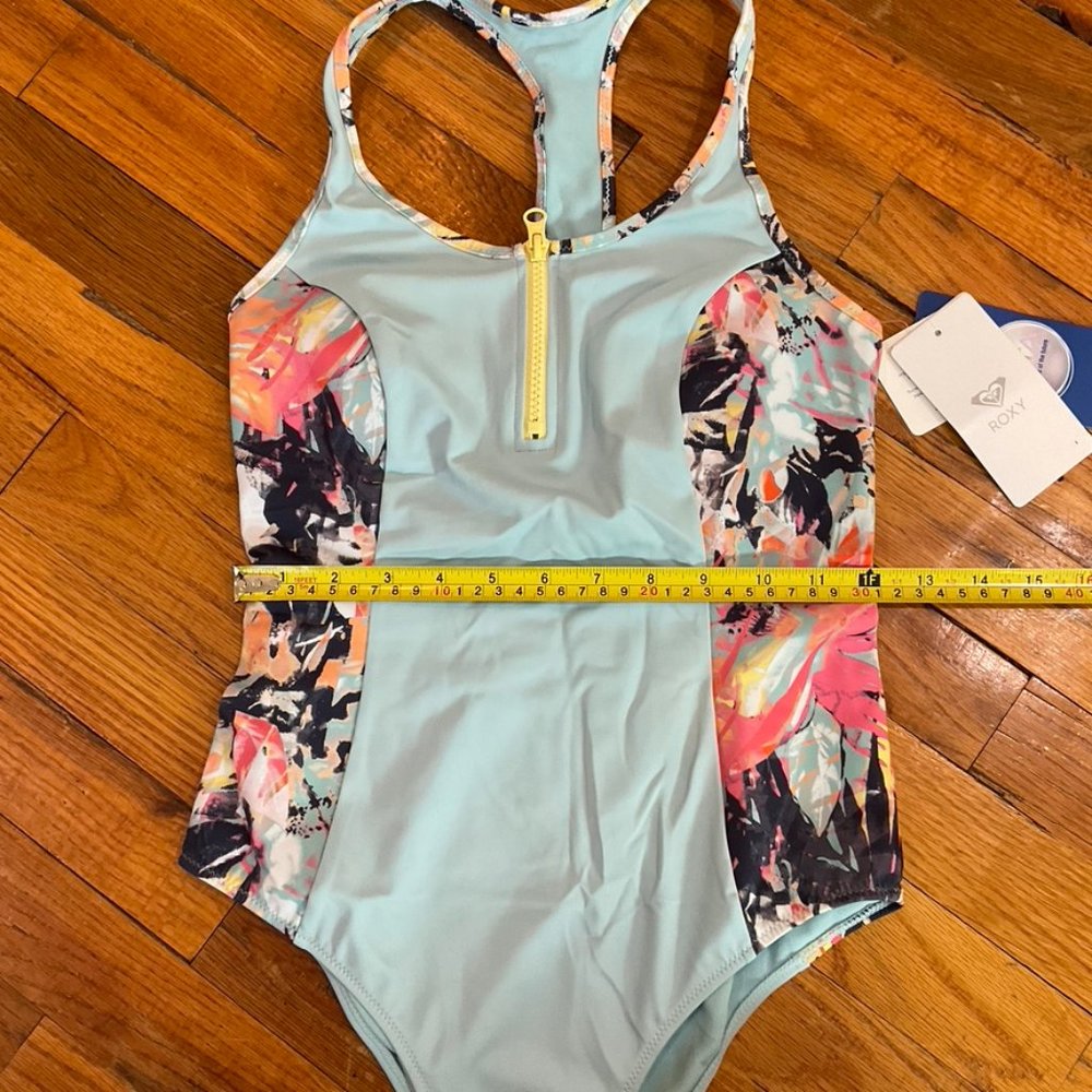 Host Pick 8/21 ๐๐ NWT Roxy Fitness Collection Swimsuit - Picture 2 of 6